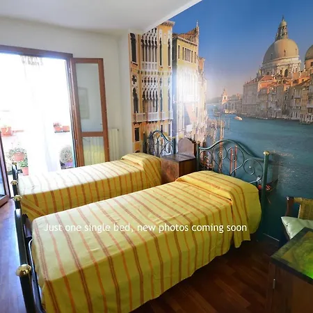 Private Park-15Mindowntown, 4 Pax, Aircond Apartman Mestre