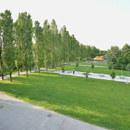 Appartamento Private Park-15Mindowntown, 4 Pax, Aircond